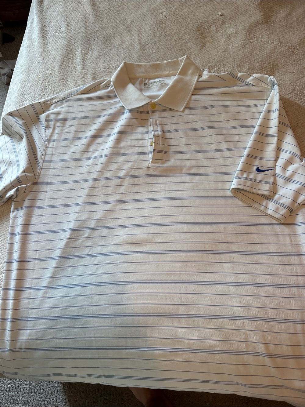 Nike Men’s White Polo with Thin Light Blue Stripes